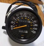 1979 Yamaha XS400 Nos Speedometer Assembly Oem 2L0-83570-A0-00 (YA/B6). Fixed Price $250.00.