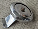 92-04 Suzuki VS800 Intruder. Used Factory Horn Assy. Tested. (p/n 38500-38A30).. Fixed Price $28.00.